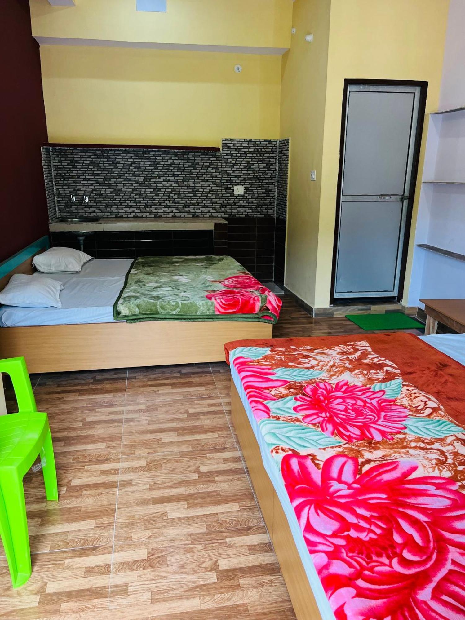 Girish Alay Home Stay Rudraprayāg Extérieur photo